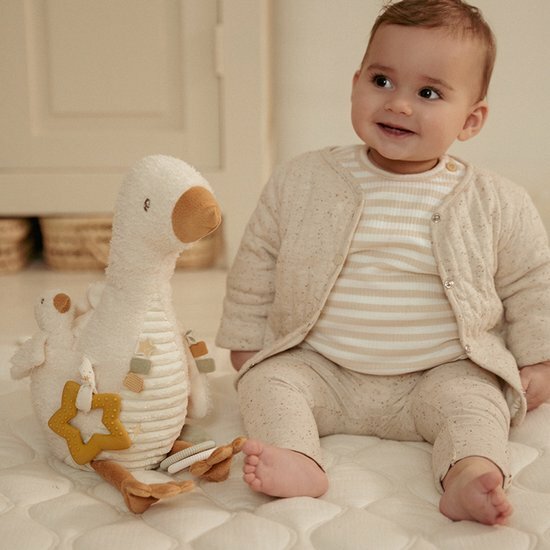 Little Dutch Newborn Naturals Activiteitenknuffel Little Goose